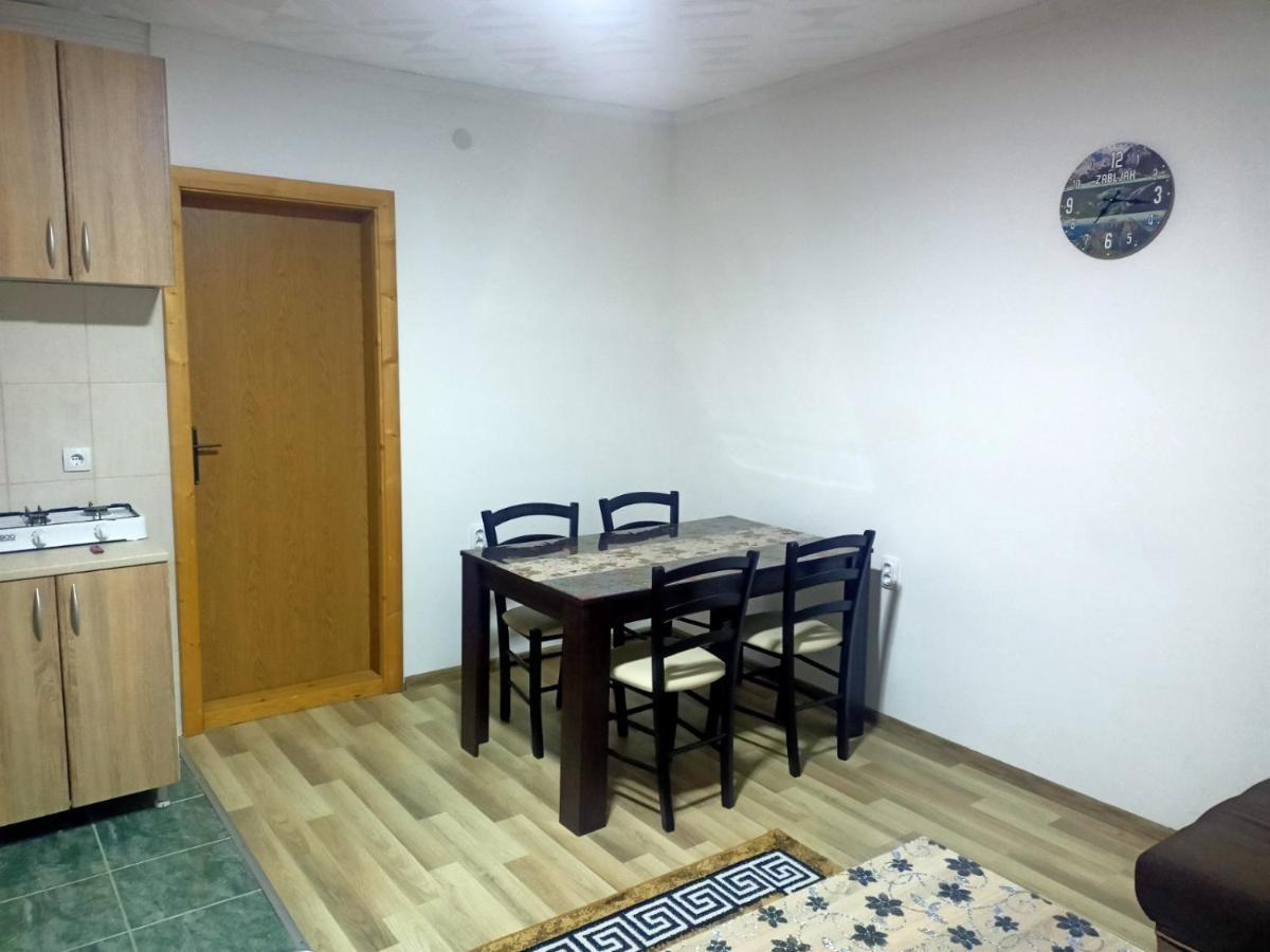 Apartmani Momcilo Zabljak  Exterior photo